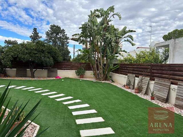 detachedHouse-8-4-BED-VILLA-IN-LARNACA-8978.jpg