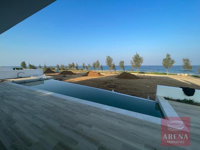 detachedHouse-6-SEAFRONT-VILLA-IN-AYIA-TRIADA-6597.jpeg