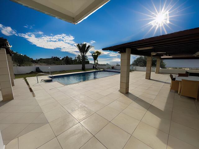 detachedHouse-1-4-BED-VILLA-FOR-SALE-IN-AGIA-THEKLA-9489-3.jpg