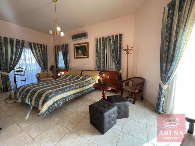 detachedHouse-27-4-bed-house-in-Sotiros-6363.jpg