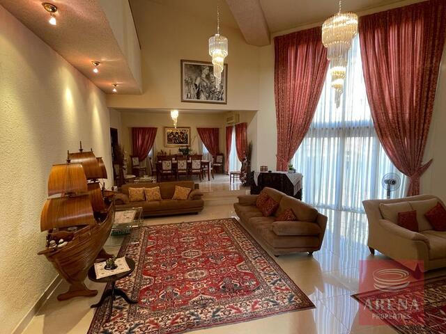 detachedHouse-10-4-bed-house-in-Sotiros-6363.jpg