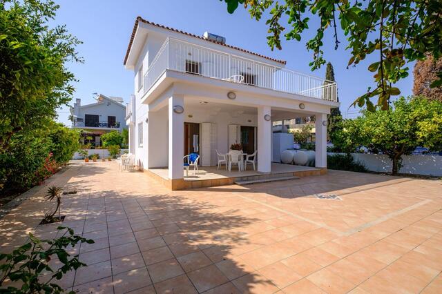 detachedHouse-1-VILLA-IN-DEKELIA-9772-12-1.jpg