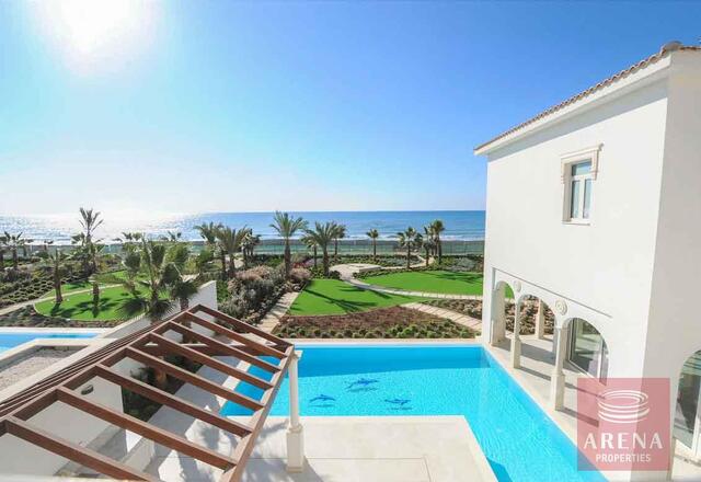 5 Bed Villa in Pervolia – photo 15