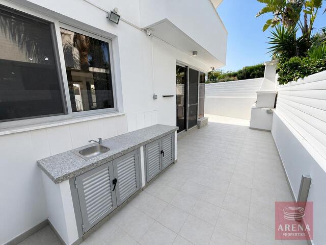 detachedHouse-6a26f715ed623-7.jpg