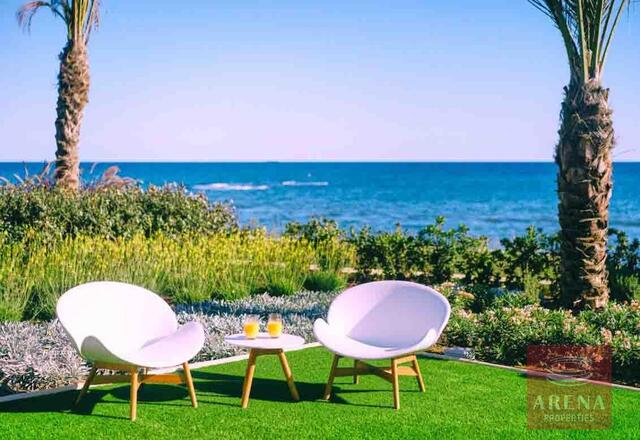 detachedHouse-10-6-BED-VILLA-IN-PERVOLIA-6867-1.jpg