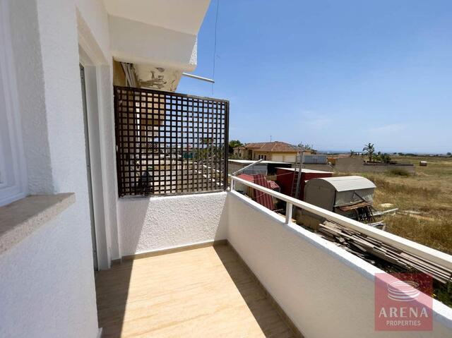 Renovated 2-Bed Maisonette for Sale in Paralimni – photo 20