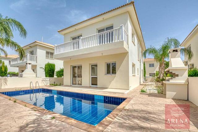 detachedHouse-1-3-bed-villa-in-ayia-napa-7551.jpeg