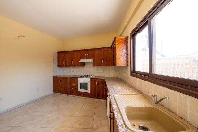 detachedHouse-1-4-BED-HOUSE-AGIOS-THEODOROS-10106-14.jpg