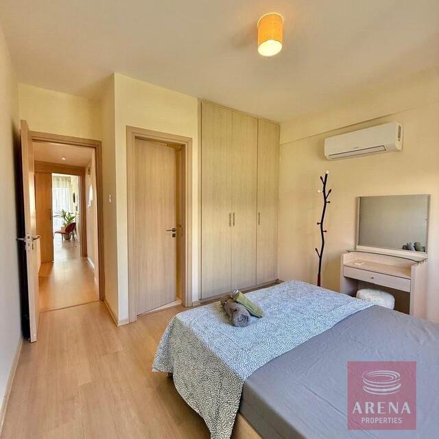 apartment-6a55f6b4e277f-1.jpg