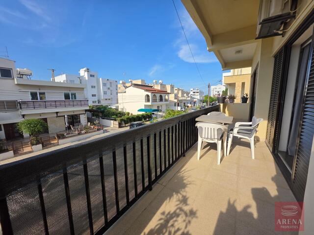 apartment-6a22849910b0f-3.jpg