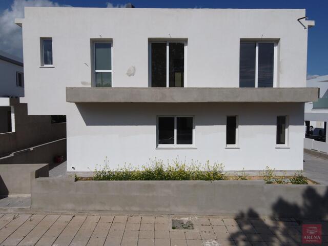 detachedHouse-69bc081036f36-1-scaled.jpg