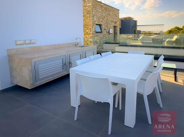 Luxury Beachfront Villa for Sale in Ayia Triada – photo 41