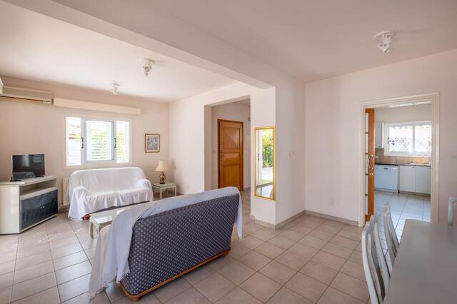 detachedHouse-1-VILLA-IN-DEKELIA-9772-15-1.jpg