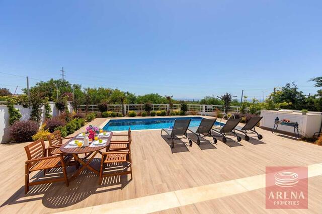 detachedHouse-6-VILLA-AYIA-NAPA-8487.jpeg