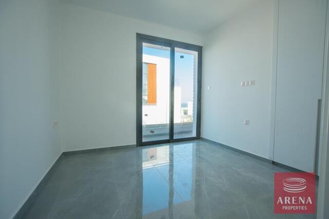 detachedHouse-DSC_5452-2.jpg