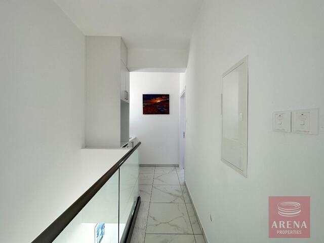detachedHouse-69fc7b9839d7f-2.jpg