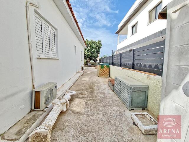 bungalow-6-4-BED-BUNGALOW-PARALIMNI-8979.jpg