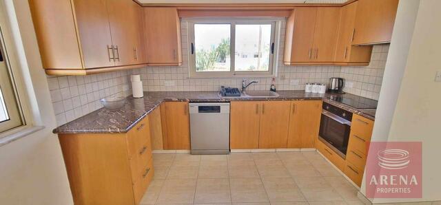 detachedHouse-69f352afe09f6.jpg