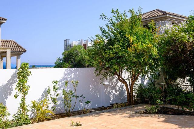 detachedHouse-1-VILLA-IN-DEKELIA-9772-9-1.jpg