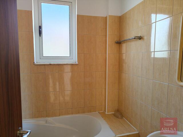 detachedHouse-6967e0b74f271.jpg
