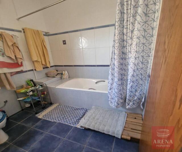 Cosy 4-Bedroom Semi-Detached Villa in Dromolaxia, Larnaca – photo 17