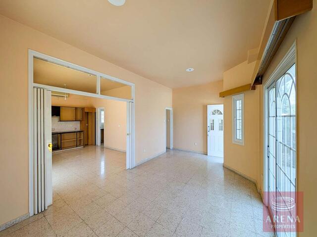 Spacious 3-Bed Detached Home in Ormideia – photo 2