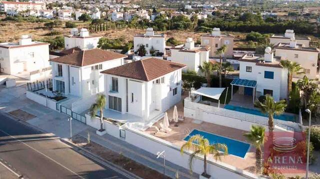 detachedHouse-1-3-bed-villa-pernera-7515-1.jpg