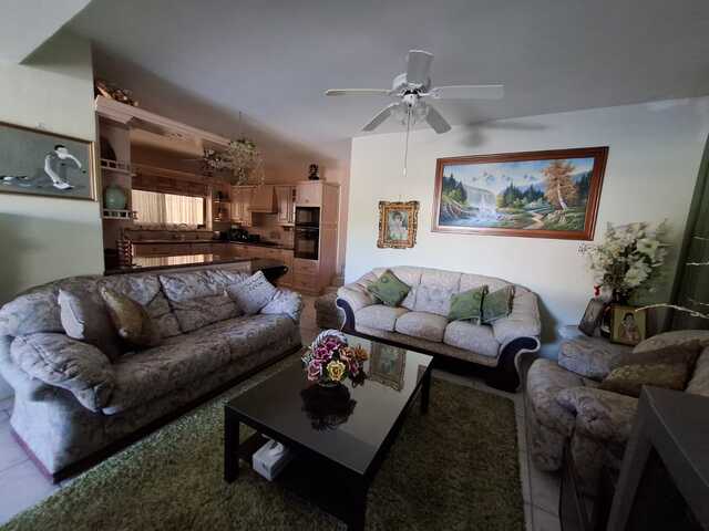 detachedHouse-1-HOUSE-IN-VERGINA-9777-7-1.jpg