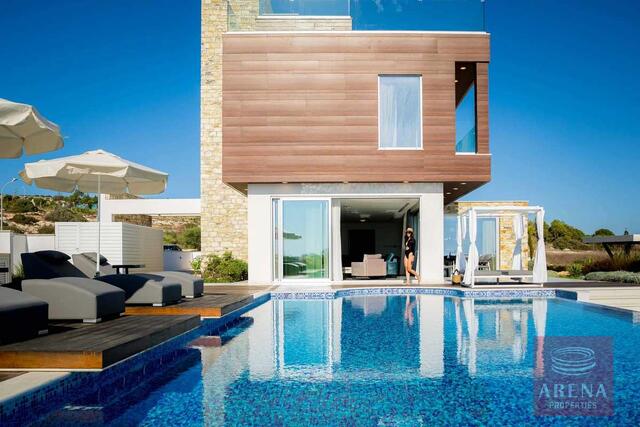 Beautiful Villa in Ayia Napa – photo 1