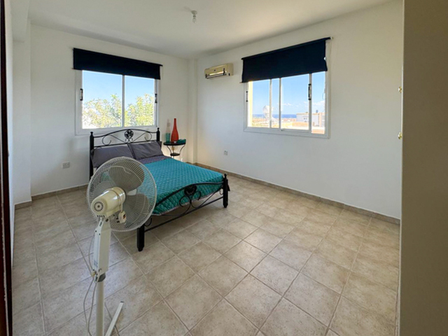 apartment-12-4-BED-APT-DERYNIA-9351.jpg