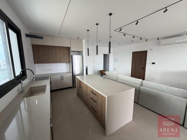 penthouse-6a13f2810de51-5.jpg
