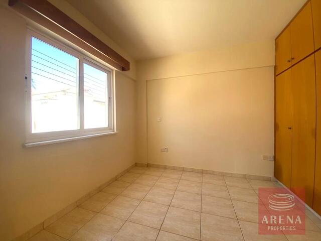 Spacious 3-Bedroom Apartment for sale in Sotira – photo 8