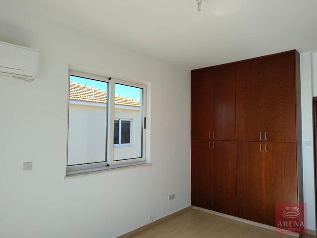 detachedHouse-6967e0b71d0b4.jpg