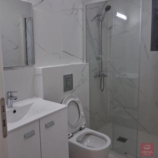 Furnished 1-Bedroom Apartment for Rent in New Marina Area, Larnaca – photo 8