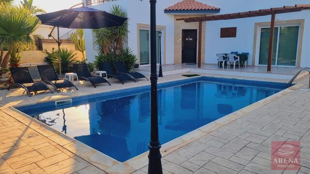 Villa in Prime Ayia Thekla Location – photo 2