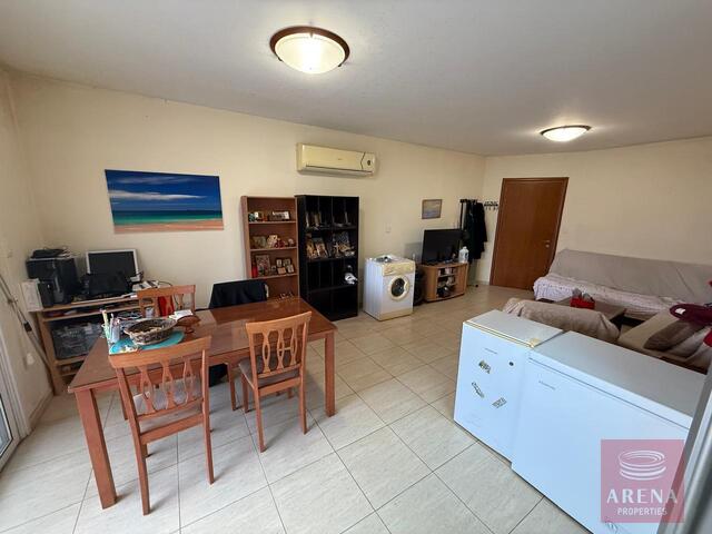 2 Bedrooms Apartment in Kiti – photo 5