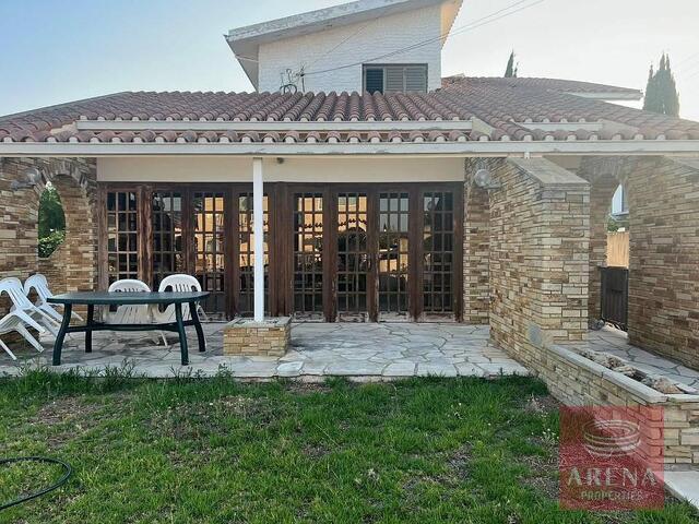 detachedHouse-1-3-BED-VILLA-IN-PYLA-7456.jpg