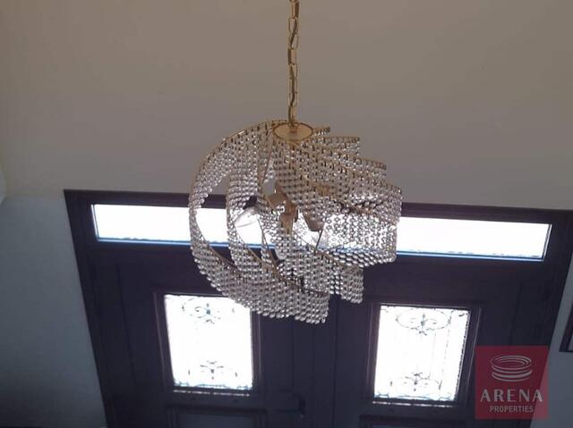 detachedHouse-6a61cc3ad30ca.jpg