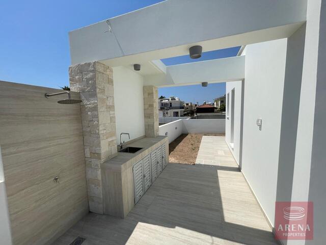 New Villas in Dekelia Area – photo 3