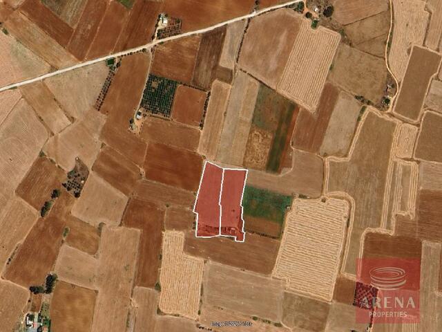 land-1-LAND-AVGOROU-10385-1.jpg