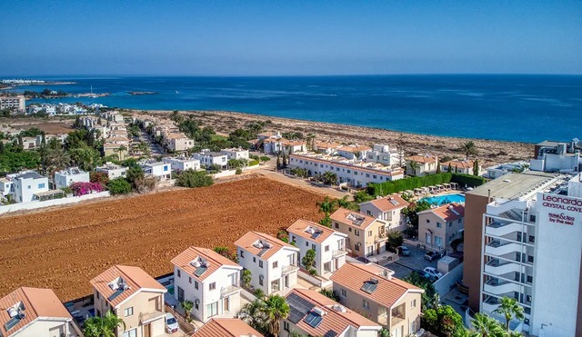 detachedHouse-1-VILLA-CAPE-GRECO-10355-14-1.jpg