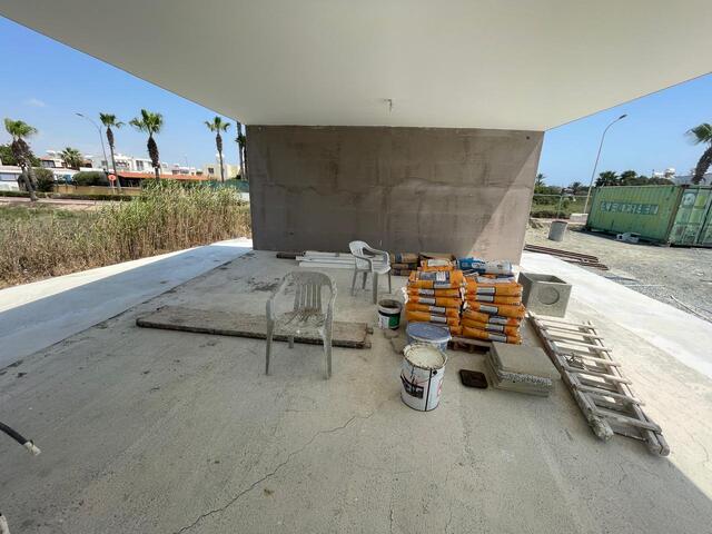 detachedHouse-1-seafront-villa-pervolia-10104-3.jpg