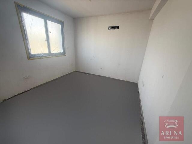 Modern 2 Bed Apartment in Pyla – photo 4
