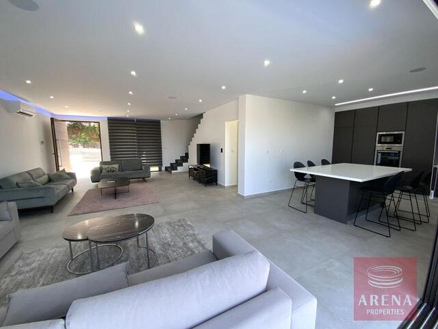 3 Bed Villa in Pyla – photo 5