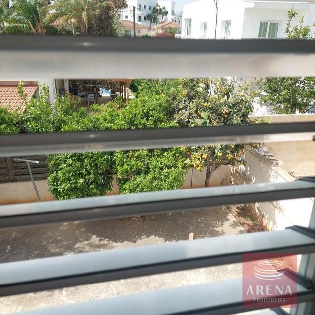 2-Bedroom Apartment for Rent in Oroklini-Dekelia Road – photo 15