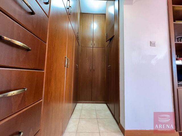 detachedHouse-6a461f694f7e2-5.jpg