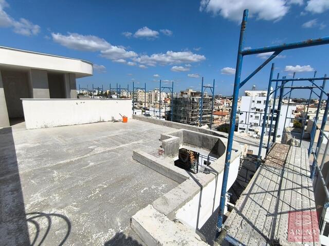 penthouse-69ce464353908-1.jpg