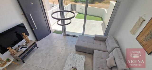 detachedHouse-69fb7755196a8-1.jpg