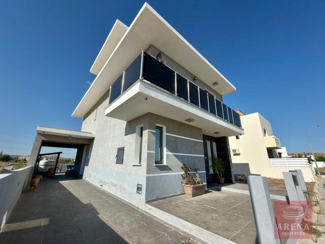 detachedHouse-6a71b9073f31a.jpg