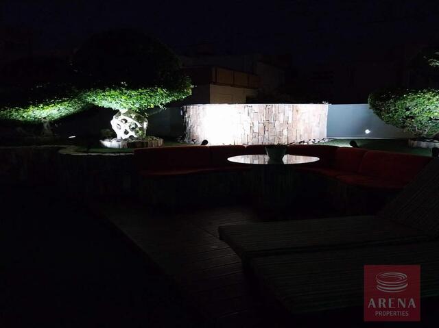 detachedHouse-69e0a15b10607-2.jpg
